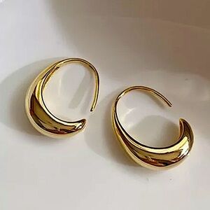 GOLD PLATED 18K HOOP MINIMALIST EARRINGS